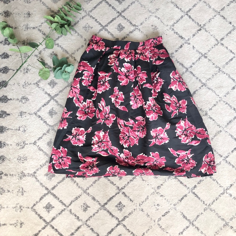 Black and pink skirt